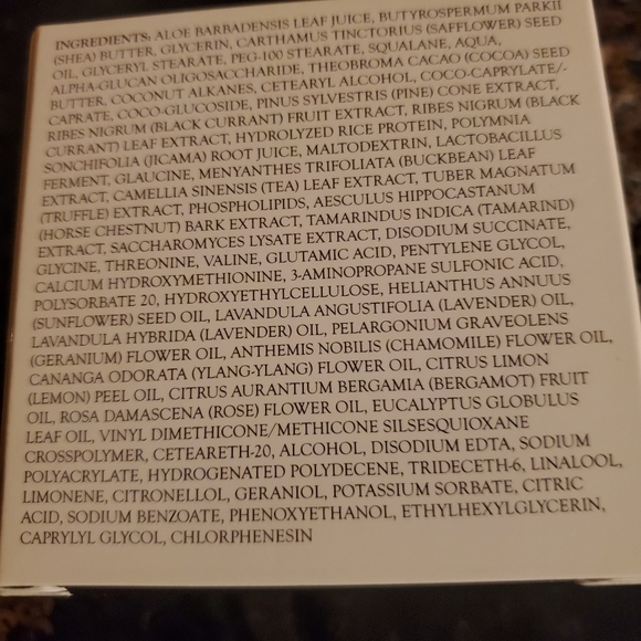 NIB Lovescript Décolleté & Neck Cream - Picture 4 of 7